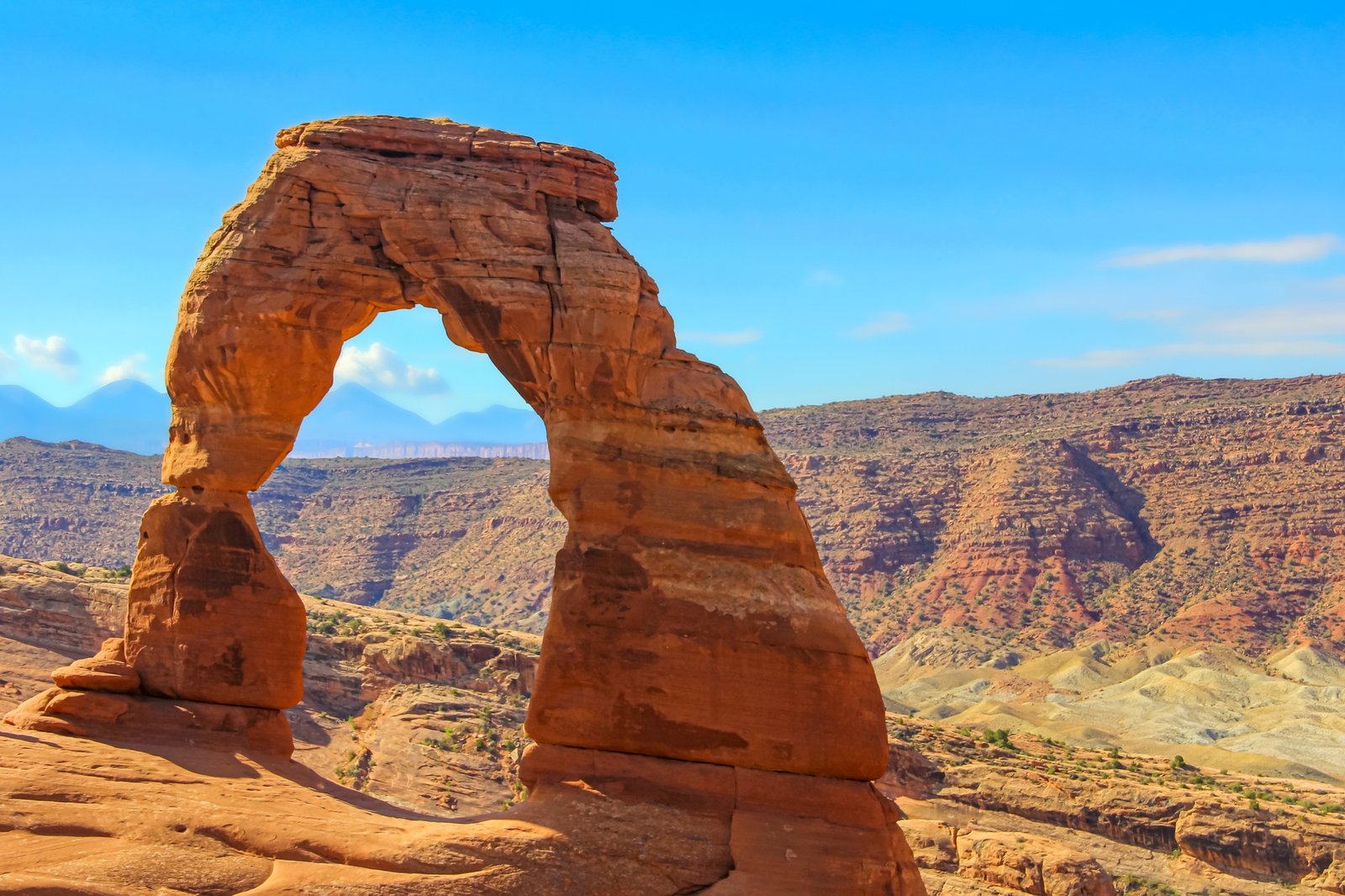 Delicate Arch Landmark located in Arches National Park near Moab. Utah